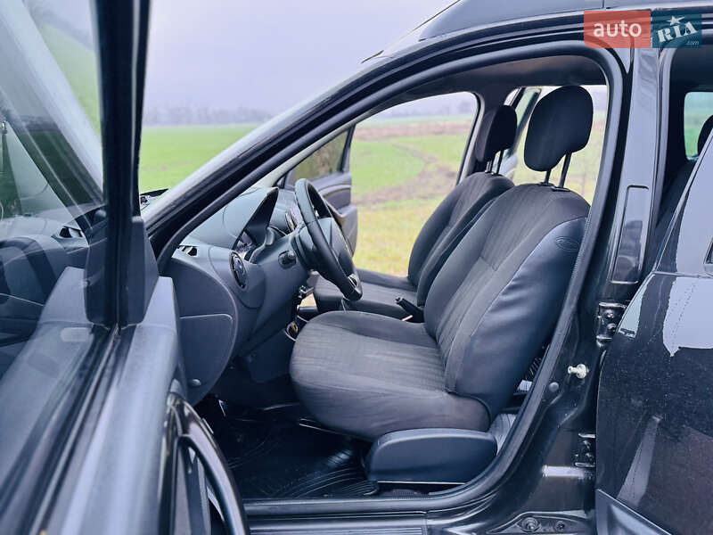 Позашляховик / Кросовер Renault Duster 2013 в Лохвиці