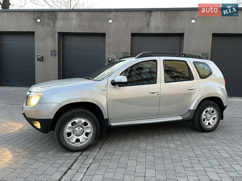 Внедорожник / Кроссовер Renault Duster 2010 в Каменец-Подольском