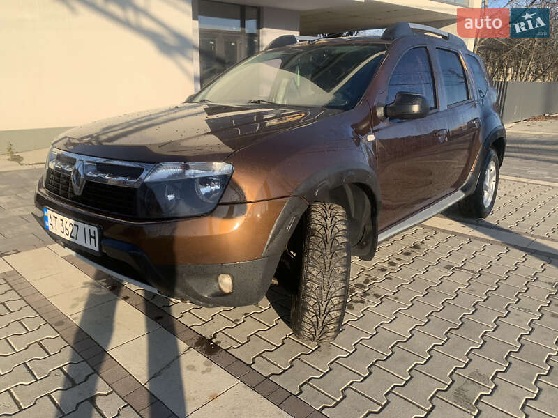 Внедорожник / Кроссовер Renault Duster 2012 в Ивано-Франковске