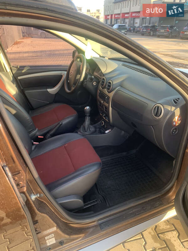 Внедорожник / Кроссовер Renault Duster 2012 в Ивано-Франковске