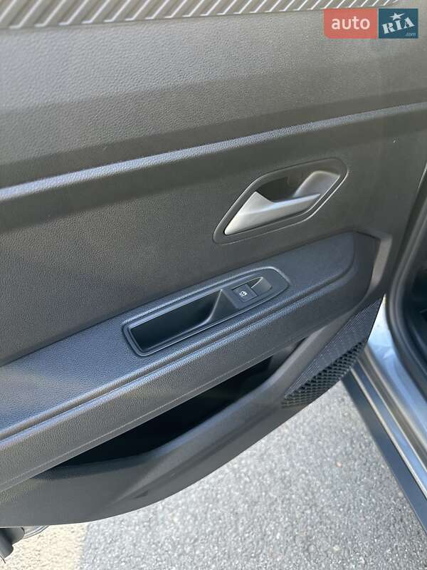 Внедорожник / Кроссовер Renault Duster 2025 в Кривом Роге фото 19 Внедорожник / Кроссовер Renault Duster 2025 в Кривом Роге