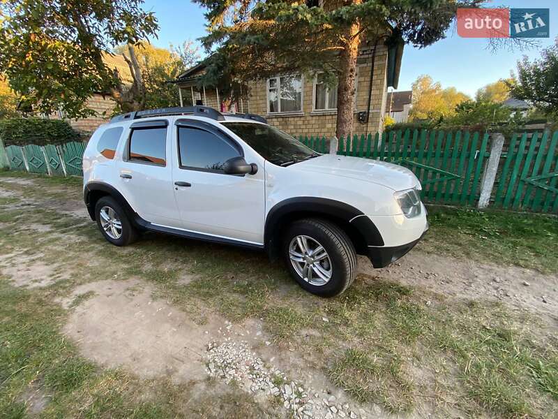 Внедорожник / Кроссовер Renault Duster 2017 в Киеве