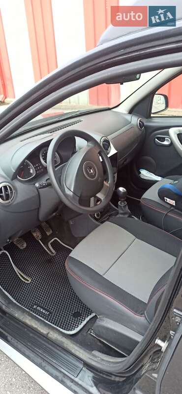 Позашляховик / Кросовер Renault Duster 2013 в Харкові