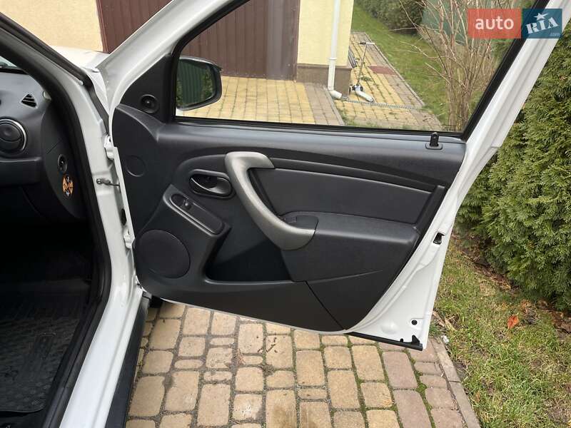 Внедорожник / Кроссовер Renault Duster 2017 в Виннице