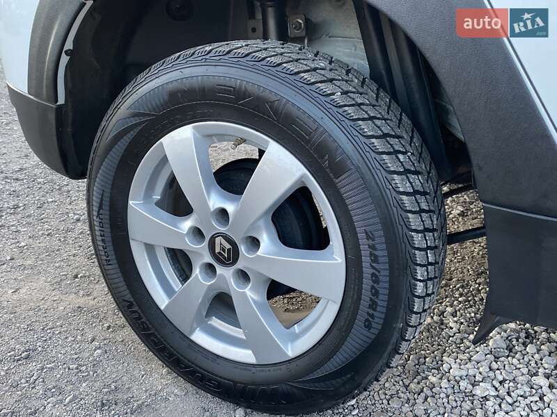 Внедорожник / Кроссовер Renault Duster 2019 в Каменском