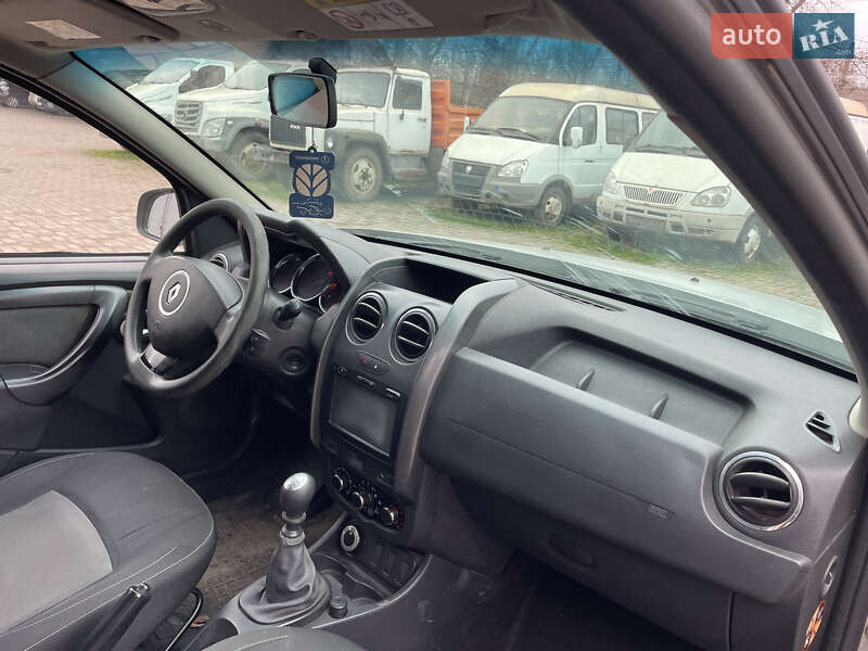 Внедорожник / Кроссовер Renault Duster 2016 в Кривом Роге