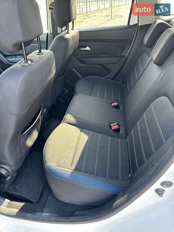 Внедорожник / Кроссовер Renault Duster 2021 в Киеве