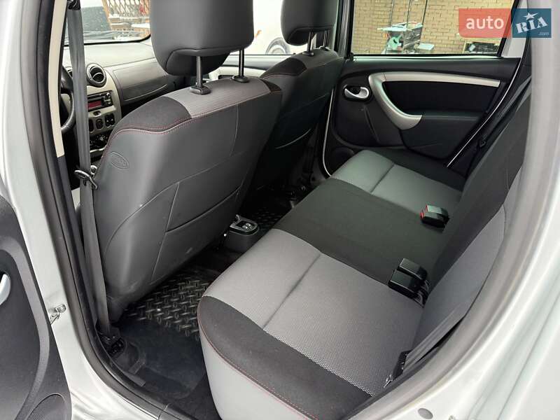 Внедорожник / Кроссовер Renault Duster 2013 в Виннице фото 3 Внедорожник / Кроссовер Renault Duster 2013 в Виннице