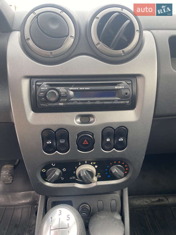 Внедорожник / Кроссовер Renault Duster 2011 в Славутиче фото 22 Внедорожник / Кроссовер Renault Duster 2011 в Славутиче