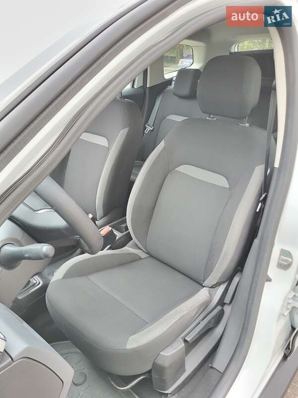 Позашляховик / Кросовер Renault Duster 2021 в Жовтих Водах