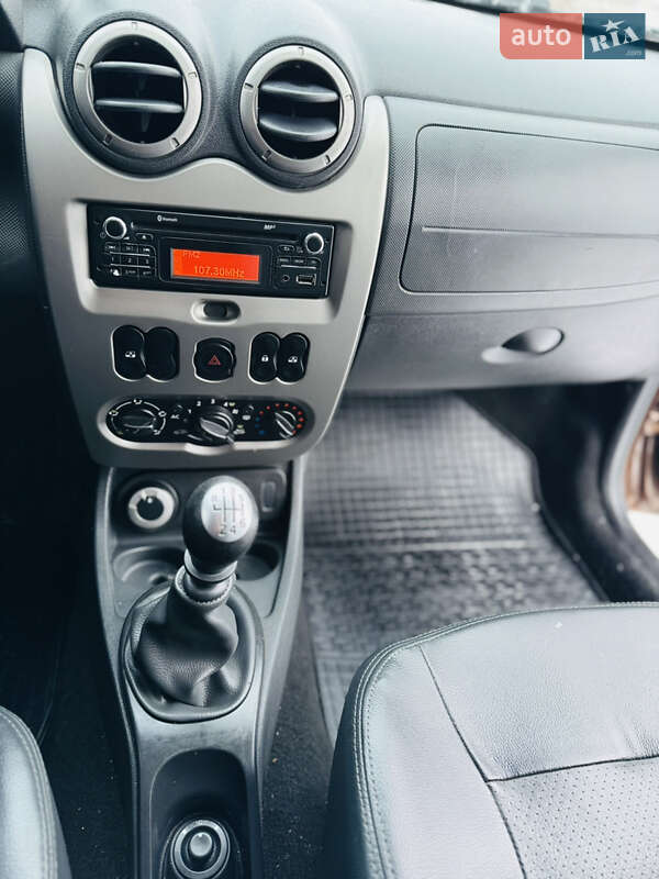 Внедорожник / Кроссовер Renault Duster 2013 в Ромнах фото 7 Внедорожник / Кроссовер Renault Duster 2013 в Ромнах