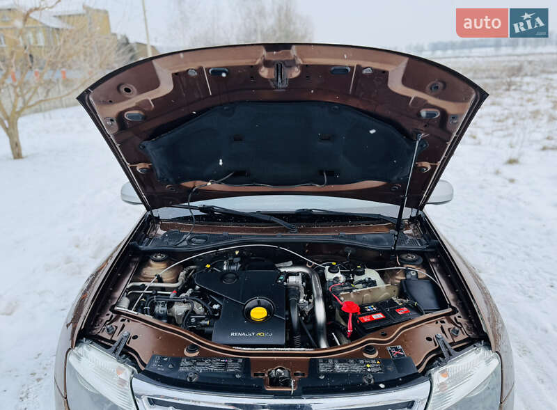 Внедорожник / Кроссовер Renault Duster 2013 в Ромнах фото 13 Внедорожник / Кроссовер Renault Duster 2013 в Ромнах