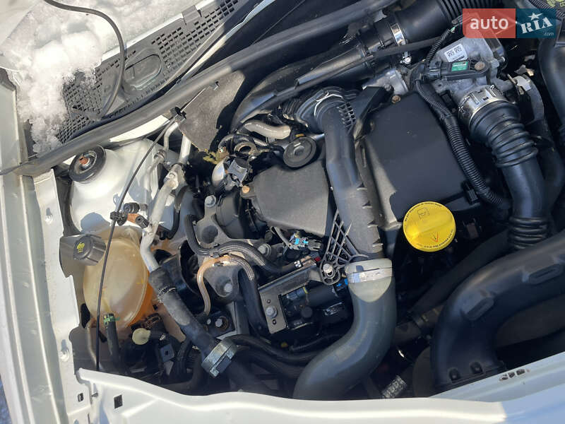 Внедорожник / Кроссовер Renault Duster 2015 в Киеве