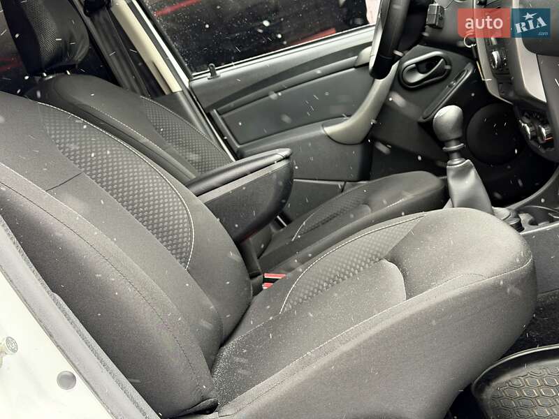 Внедорожник / Кроссовер Renault Duster 2017 в Одессе фото 41 Внедорожник / Кроссовер Renault Duster 2017 в Одессе