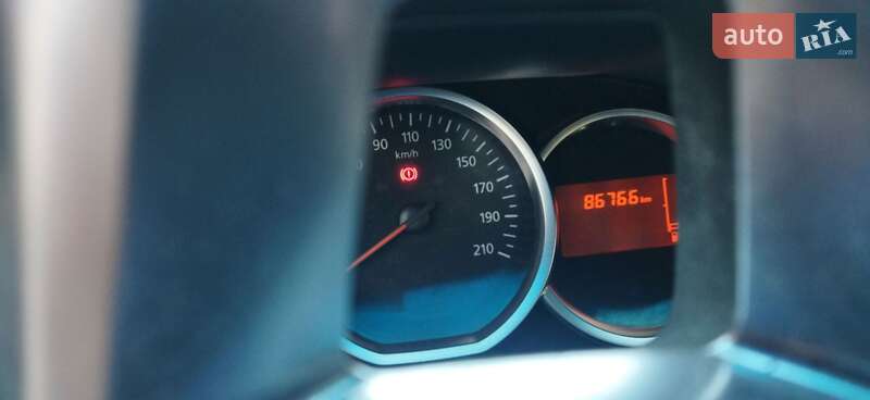 Позашляховик / Кросовер Renault Duster 2017 в Одесі