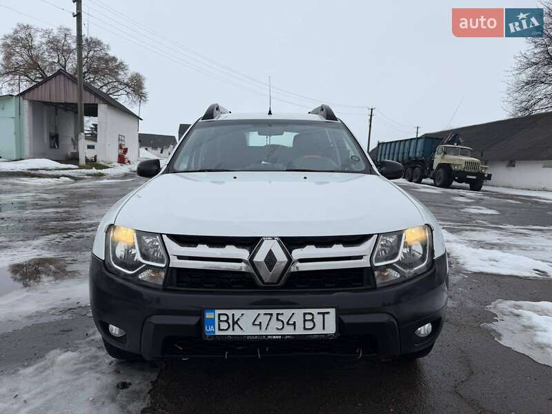 2017 Renault Duster, VIN VF1HSRADG57178061:plate — фото 1 (autoria)