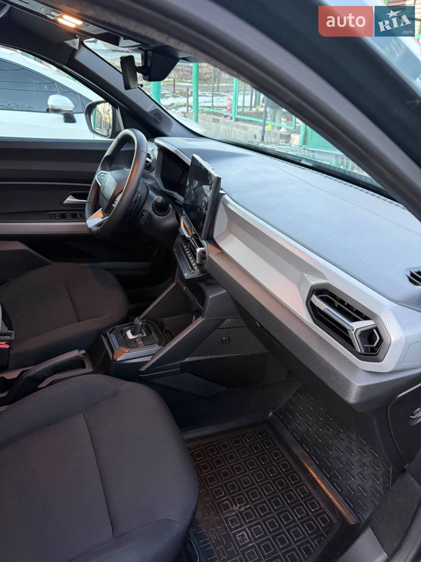 2025 Renault Duster - мініатюра 15