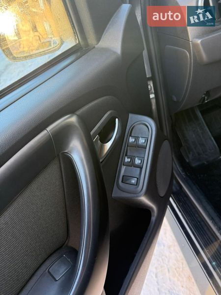 Позашляховик / Кросовер Renault Duster 2017 в Львові