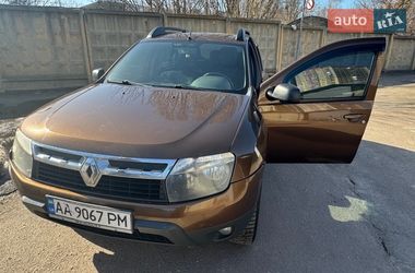 Позашляховик / Кросовер Renault Duster 2011 в Києві
