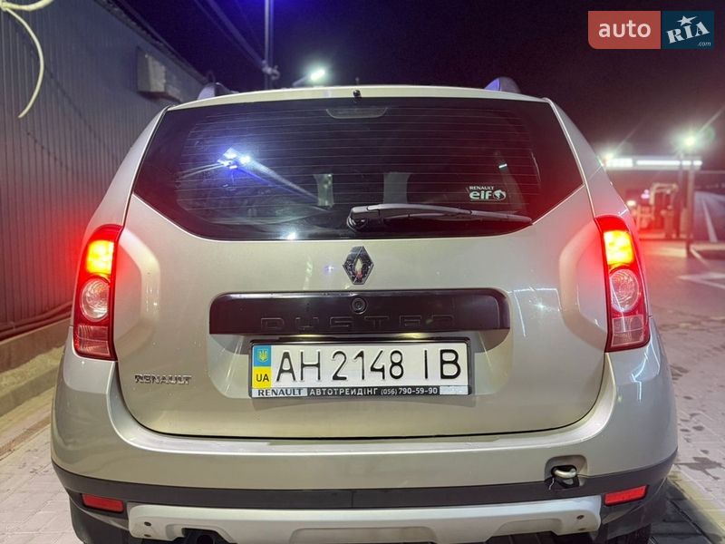 Внедорожник / Кроссовер Renault Duster 2012 в Софиевской Борщаговке