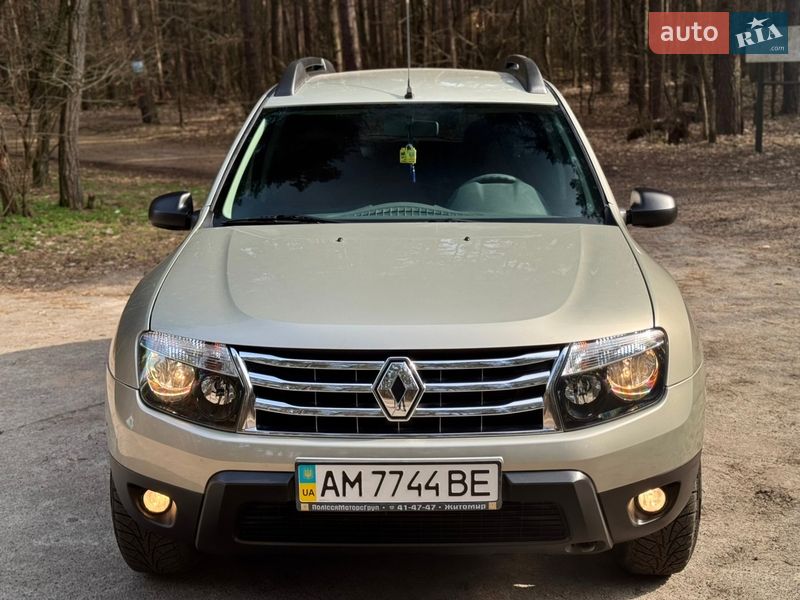 Внедорожник / Кроссовер Renault Duster 2014 в Киеве