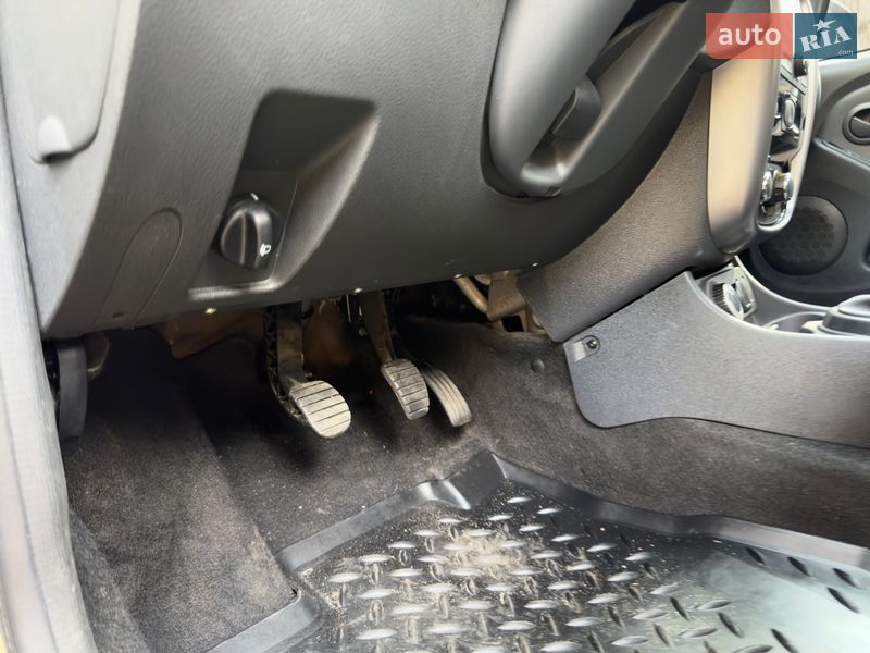 Внедорожник / Кроссовер Renault Duster 2014 в Киеве