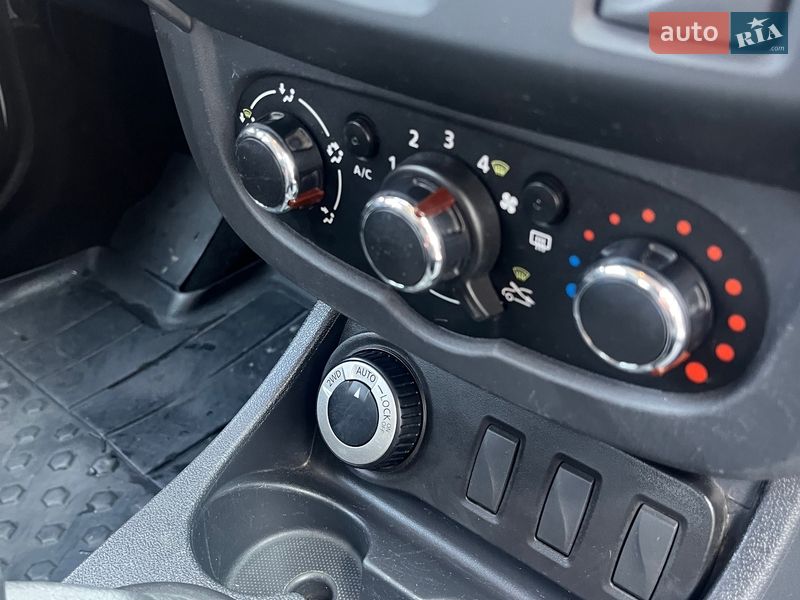 Внедорожник / Кроссовер Renault Duster 2016 в Киеве фото 17 Внедорожник / Кроссовер Renault Duster 2016 в Киеве