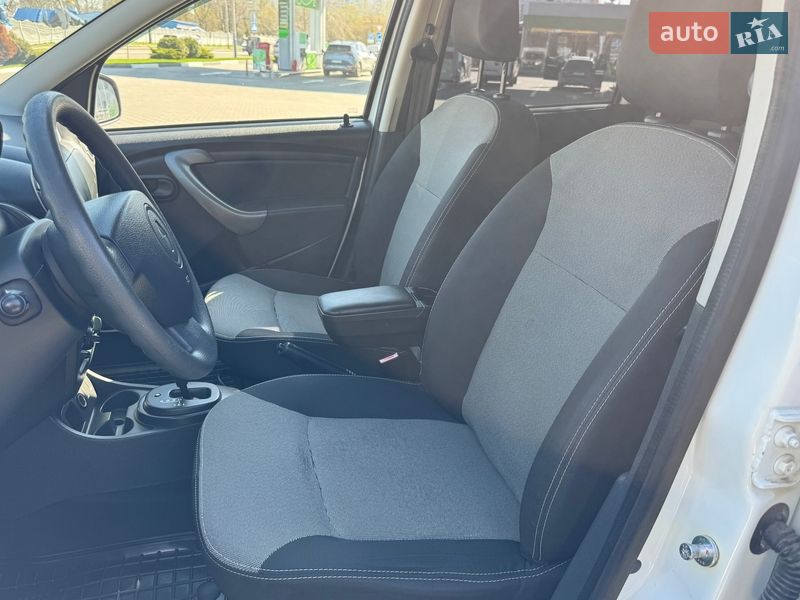 Внедорожник / Кроссовер Renault Duster 2014 в Киеве