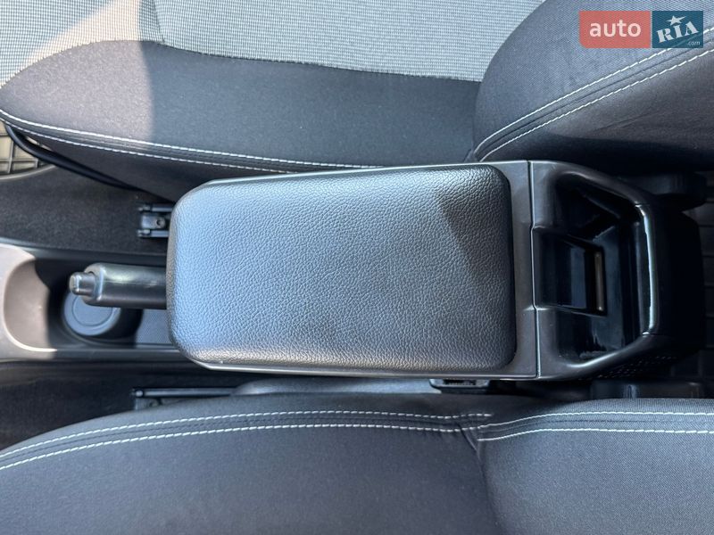 Внедорожник / Кроссовер Renault Duster 2014 в Киеве