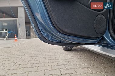 Позашляховик / Кросовер Renault Duster 2010 в Львові