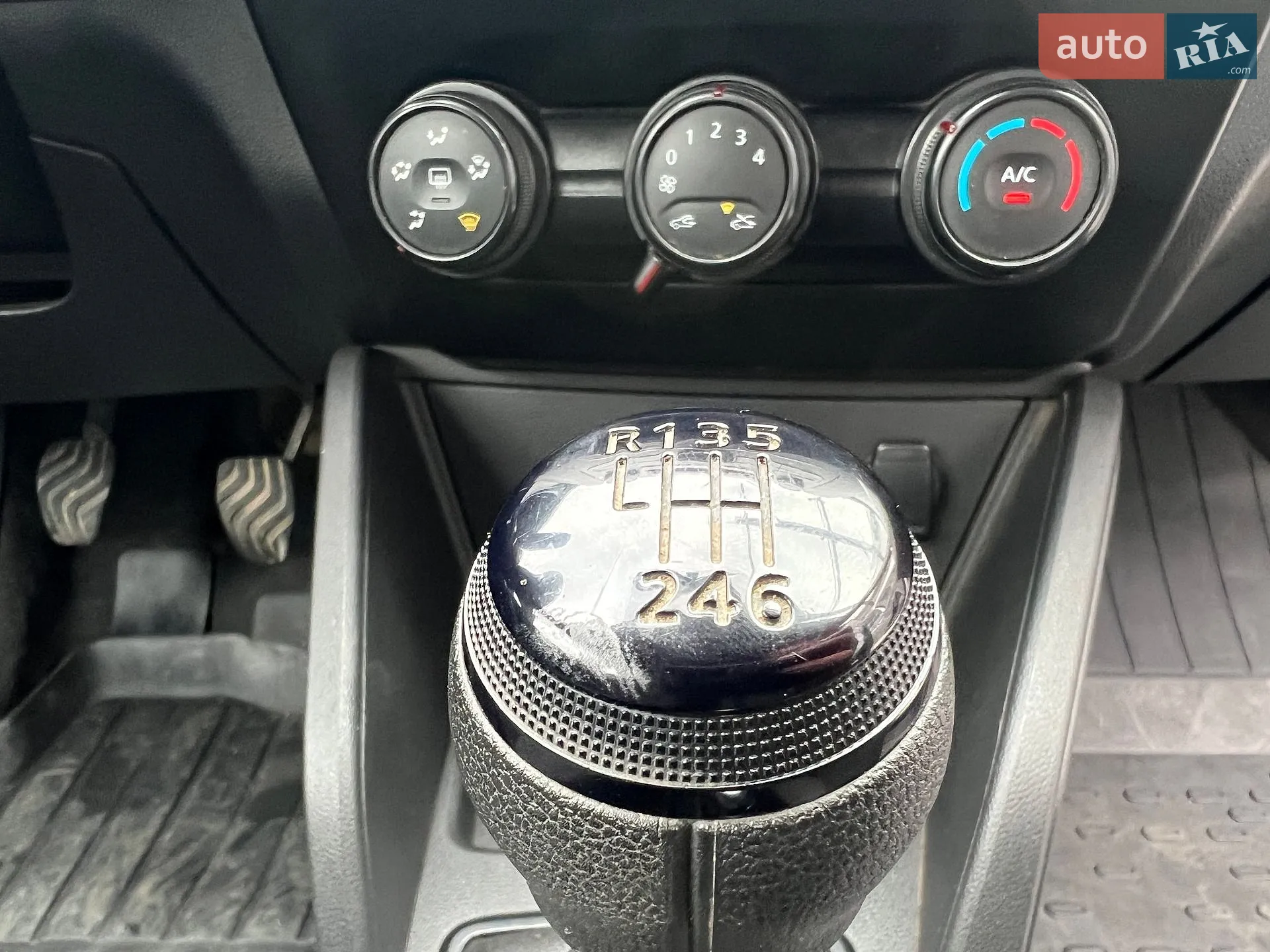 2021 Renault Duster - мініатюра 20