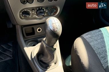 Внедорожник / Кроссовер Renault Duster 2013 в Киеве