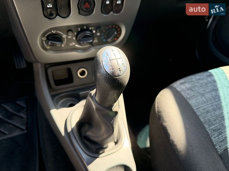 Внедорожник / Кроссовер Renault Duster 2013 в Киеве