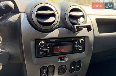 Внедорожник / Кроссовер Renault Duster 2013 в Киеве