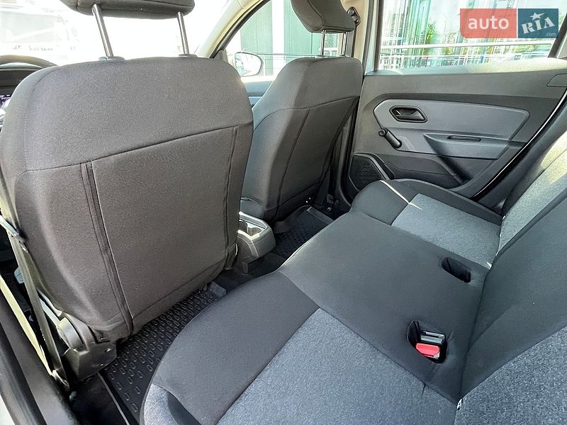 Внедорожник / Кроссовер Renault Duster 2021 в Киеве