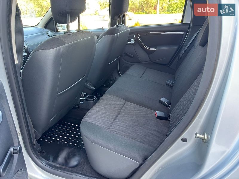 Внедорожник / Кроссовер Renault Duster 2012 в Житомире