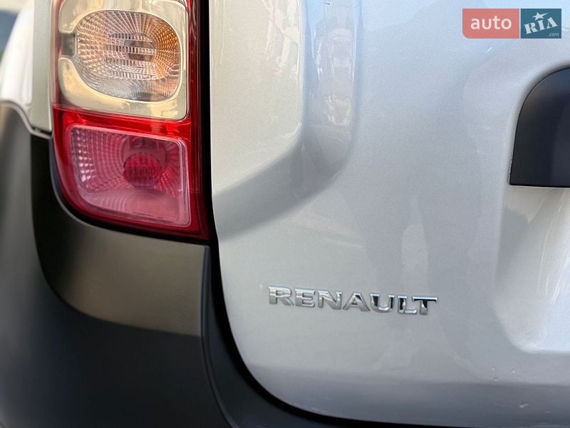 Внедорожник / Кроссовер Renault Duster 2017 в Одессе