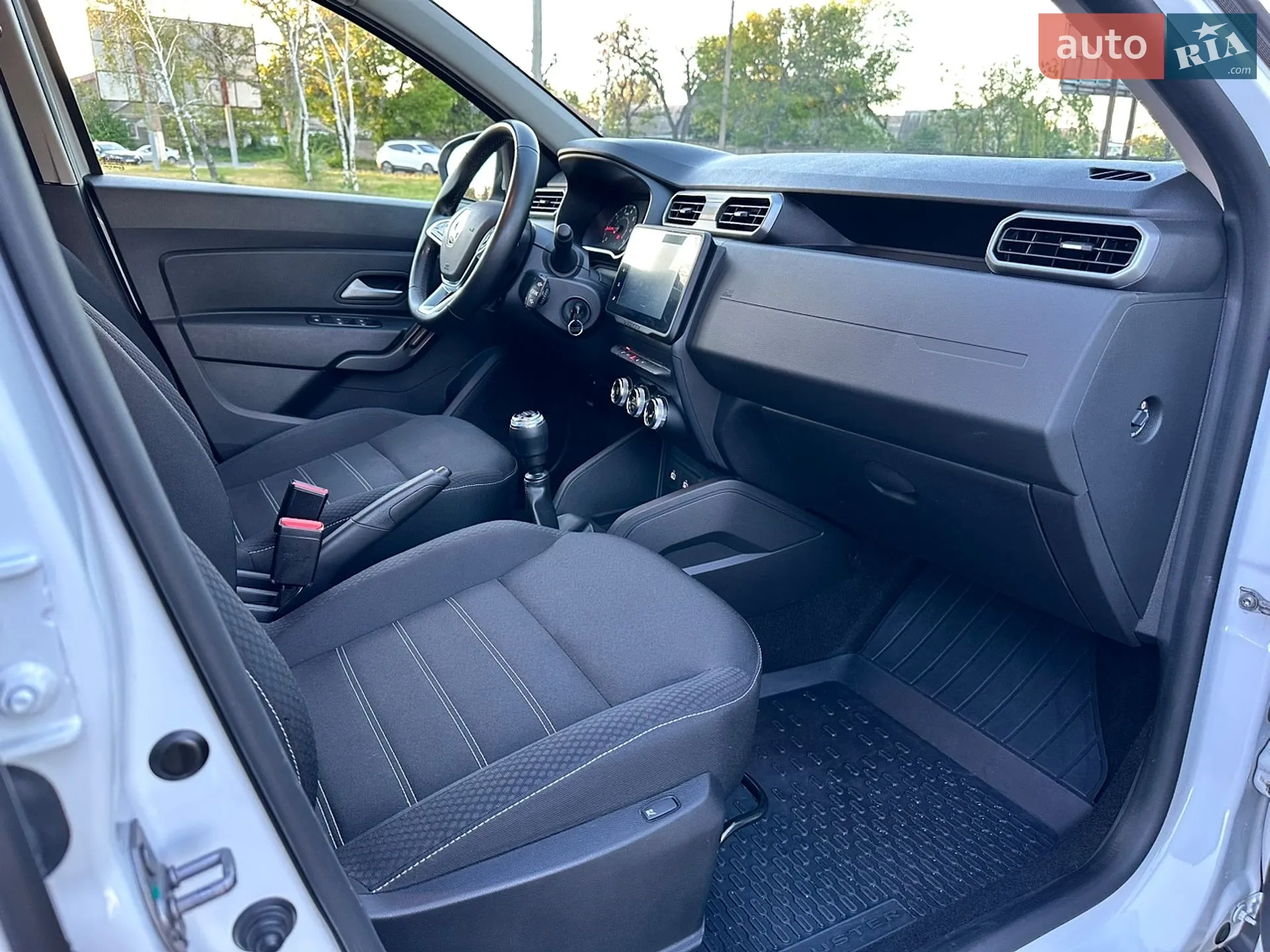 2024 Renault Duster - мініатюра 47