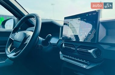 Позашляховик / Кросовер Renault Duster 2025 в Києві