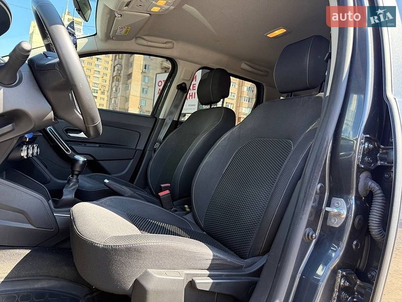 Внедорожник / Кроссовер Renault Duster 2021 в Киеве