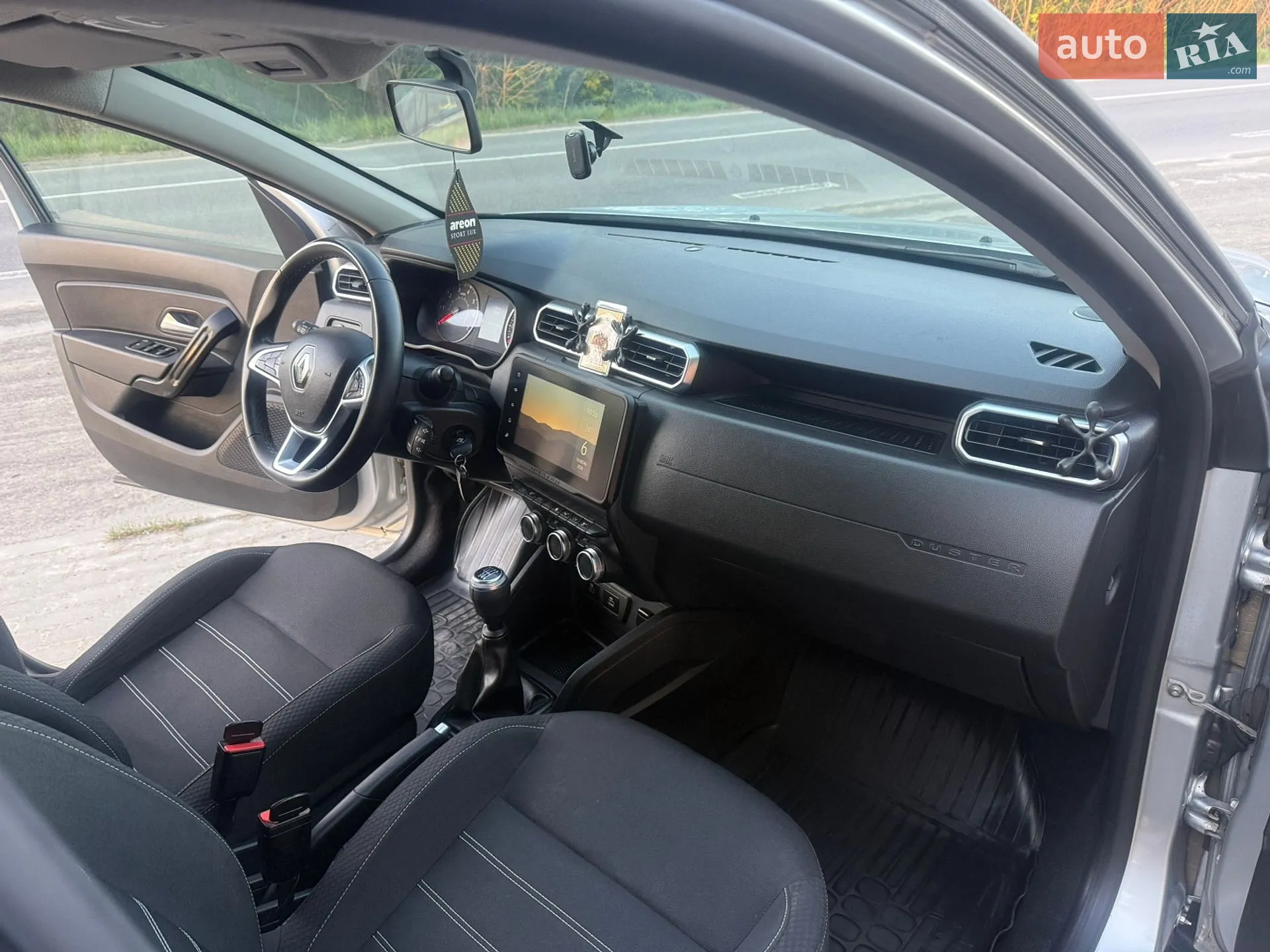 2022 Renault Duster - мініатюра 18
