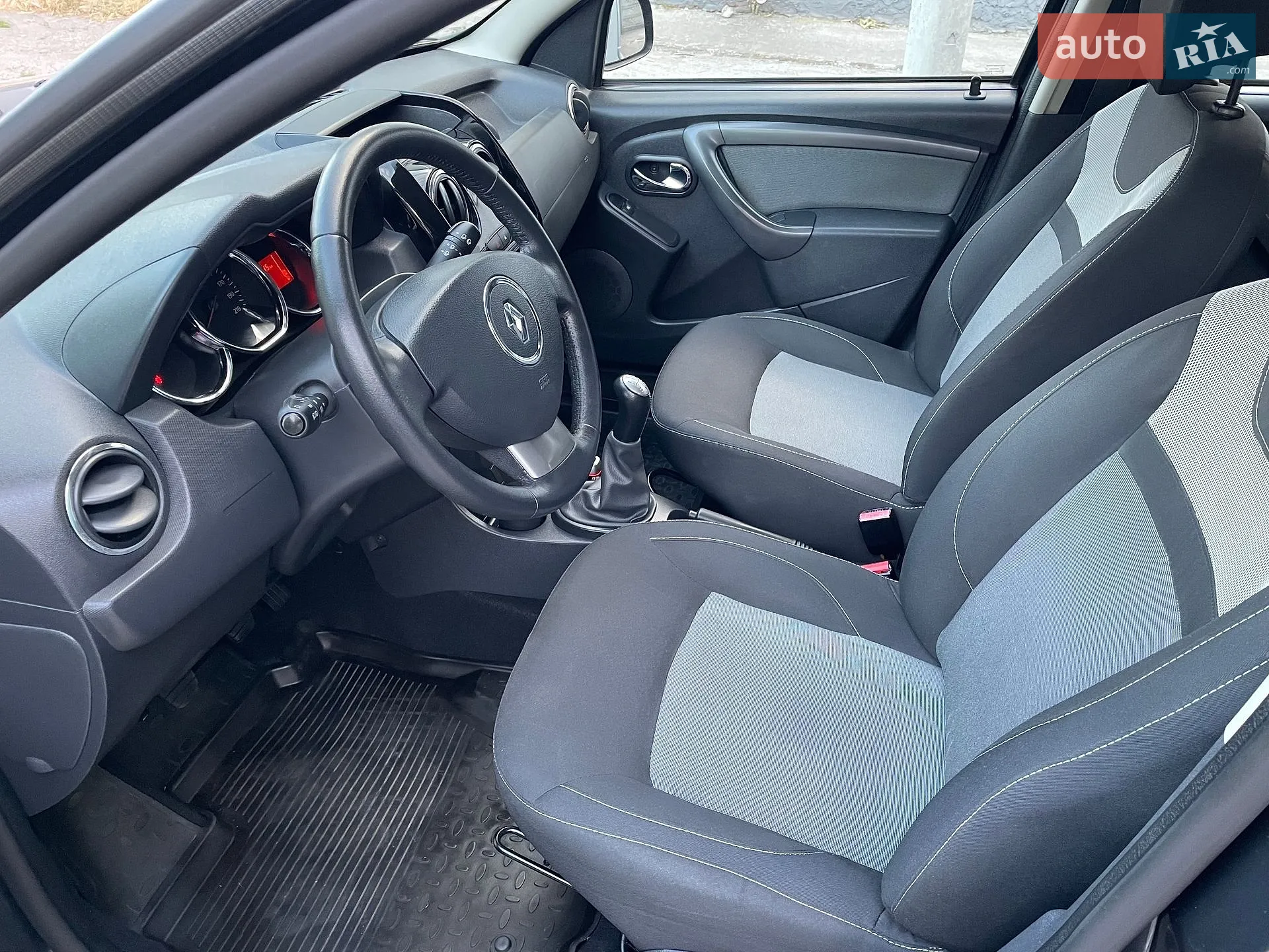 2016 Renault Duster - мініатюра 130