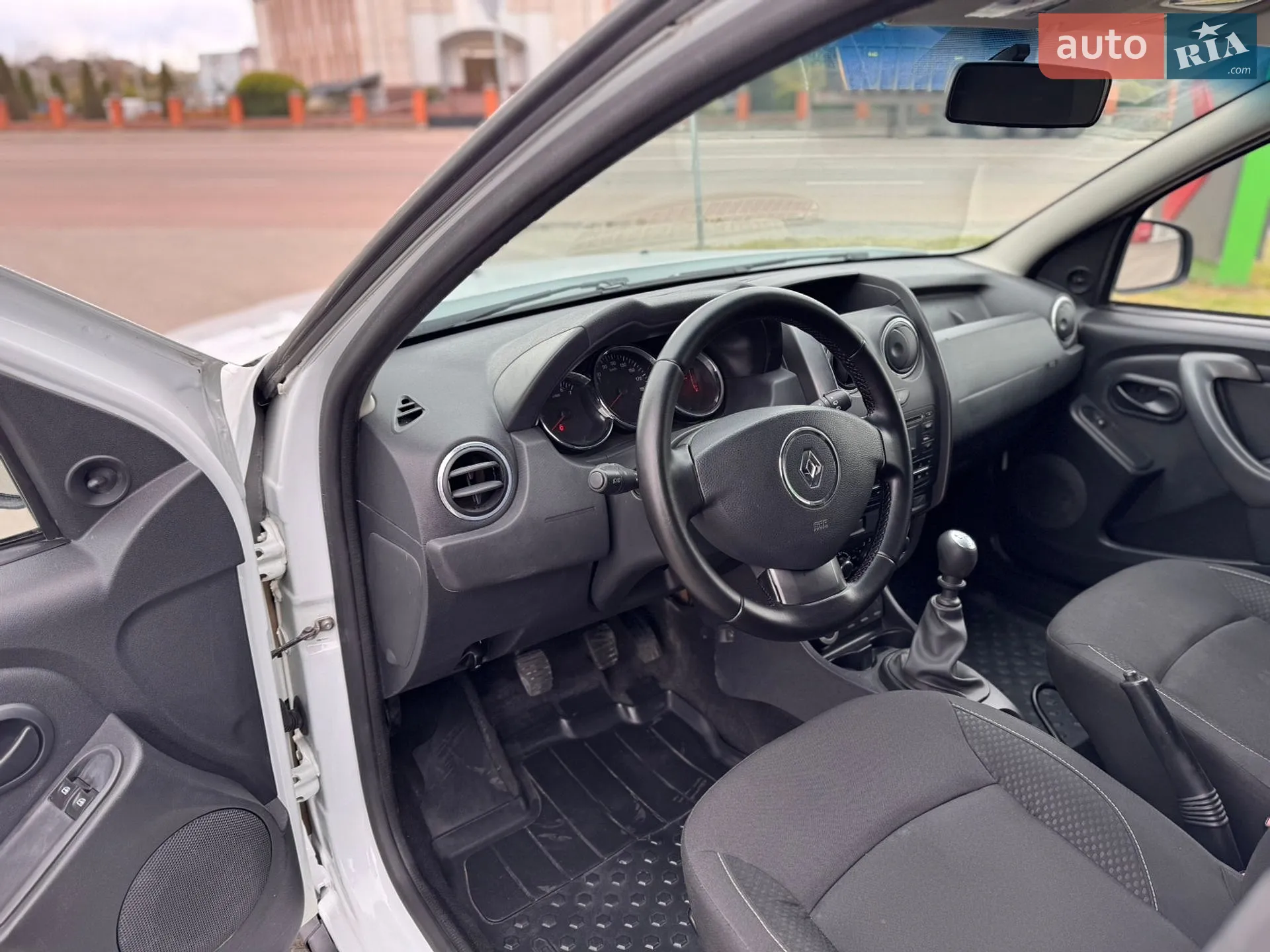 2017 Renault Duster - мініатюра 10