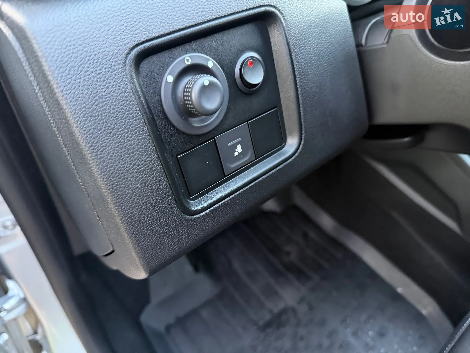 2021 Renault Duster - мініатюра 12