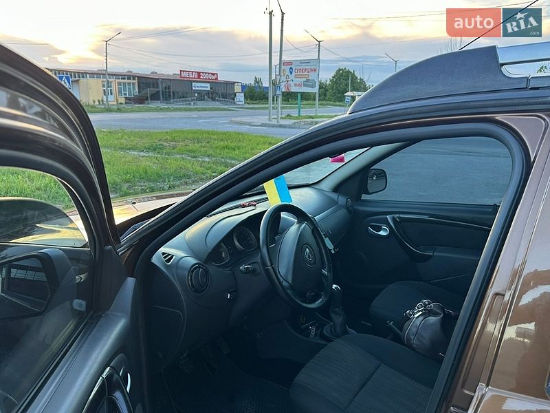 Внедорожник / Кроссовер Renault Duster 2010 в Борщеве фото 15 Внедорожник / Кроссовер Renault Duster 2010 в Борщеве