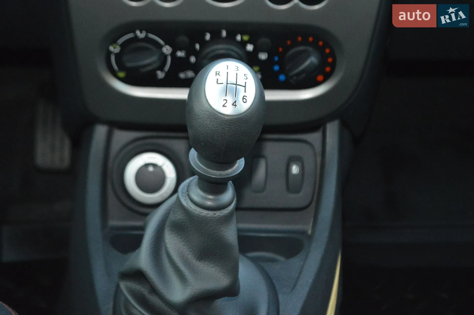 2013 Renault Duster - мініатюра 15