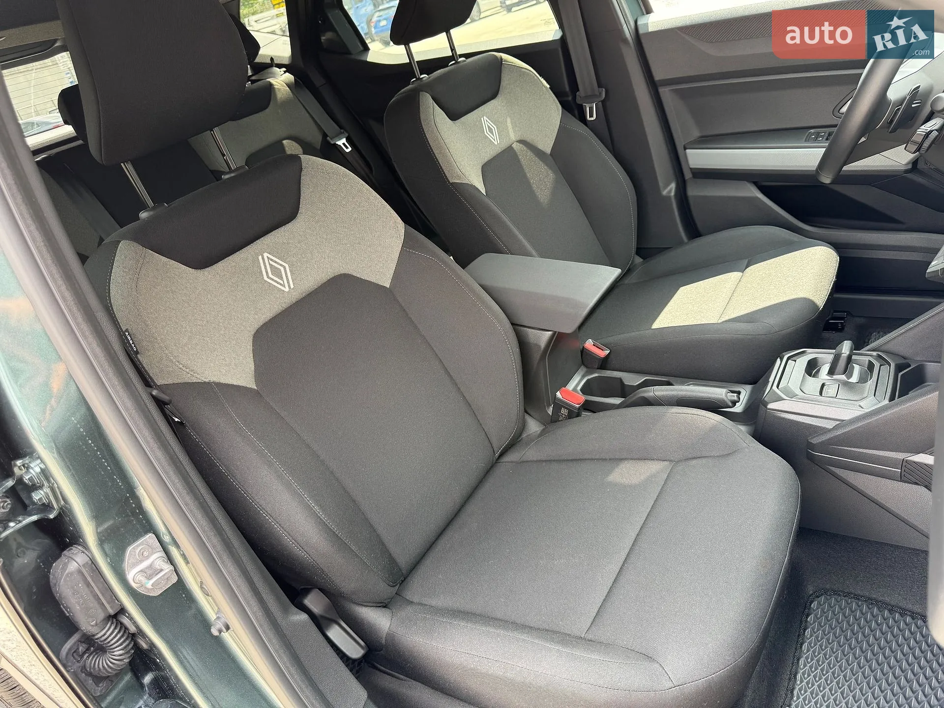 2025 Renault Duster - мініатюра 30