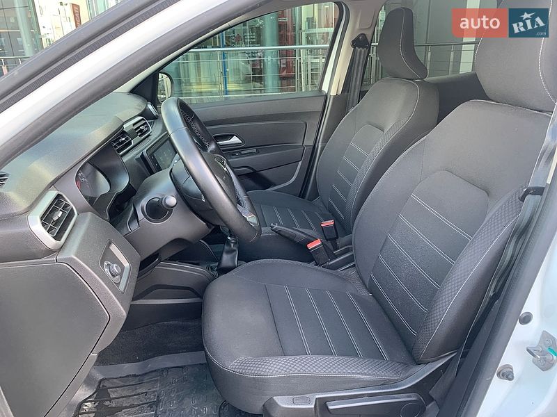 Внедорожник / Кроссовер Renault Duster 2023 в Киеве