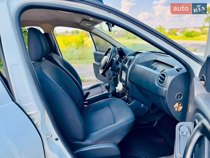 Позашляховик / Кросовер Renault Duster 2017 в Ромнах
