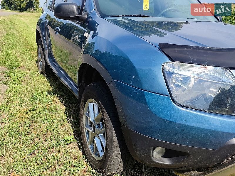 Позашляховик / Кросовер Renault Duster 2010 в Срібному фото 3 Позашляховик / Кросовер Renault Duster 2010 в Срібному